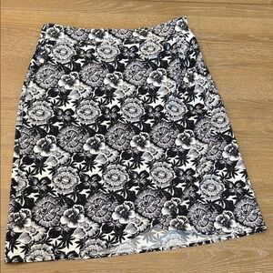 Appleseed's Black and White Floral Pencil Skirt